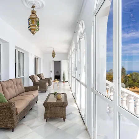 Villa Sabah By Costarentals - Ref 119
