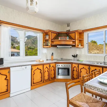 Villa Sabah By Costarentals - Ref 119